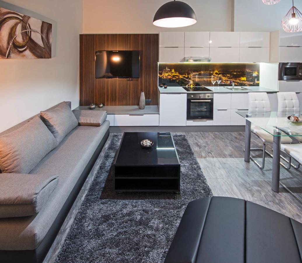 Dolce Vita Lux Budapest Ngoại thất bức ảnh